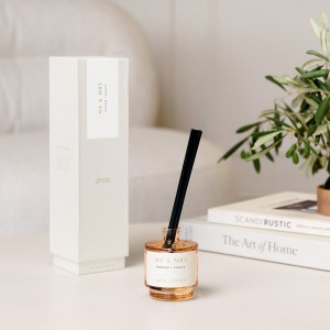 Katie Loxton Reed Diffuser Mr and Mrs